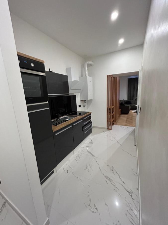Deluxe Apartment Favoriten Wien Exterior foto